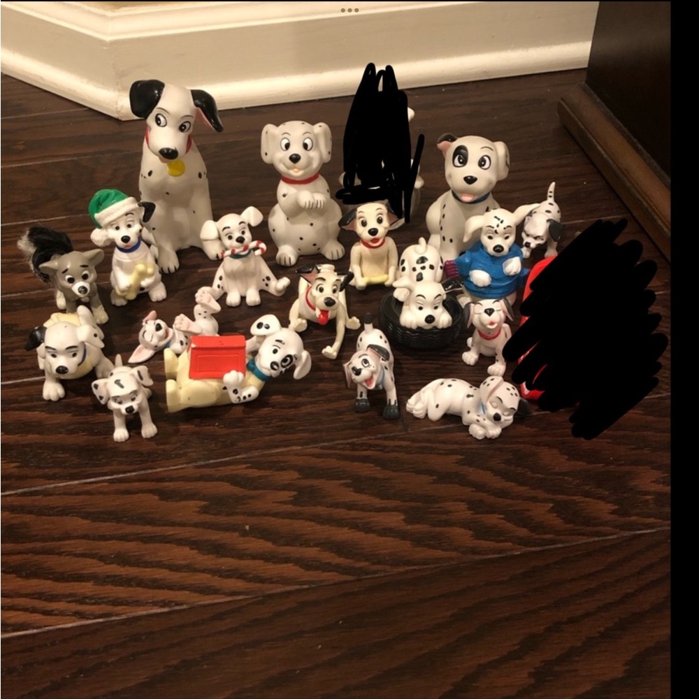 Lot of 21 Disney 101 Dalmatian Figures
